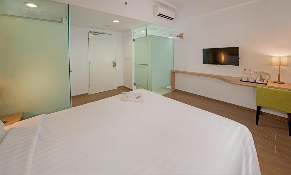 Whiz Prime Hotel Pajajaran Bogor Ngoại thất bức ảnh