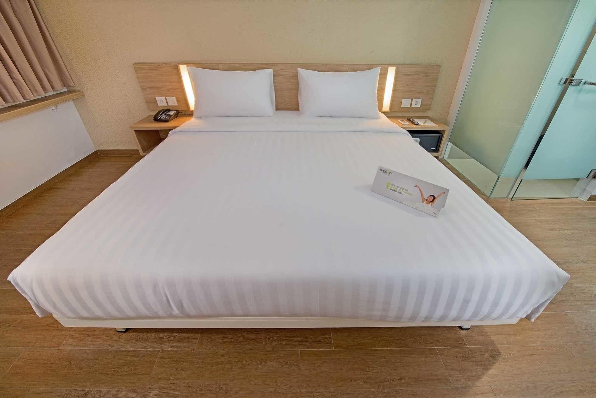 Whiz Prime Hotel Pajajaran Bogor Ngoại thất bức ảnh