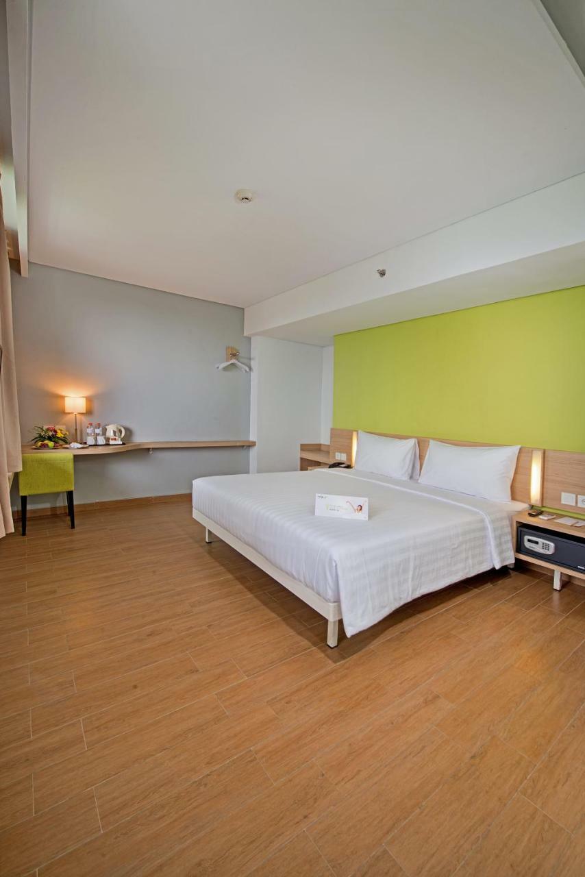 Whiz Prime Hotel Pajajaran Bogor Ngoại thất bức ảnh