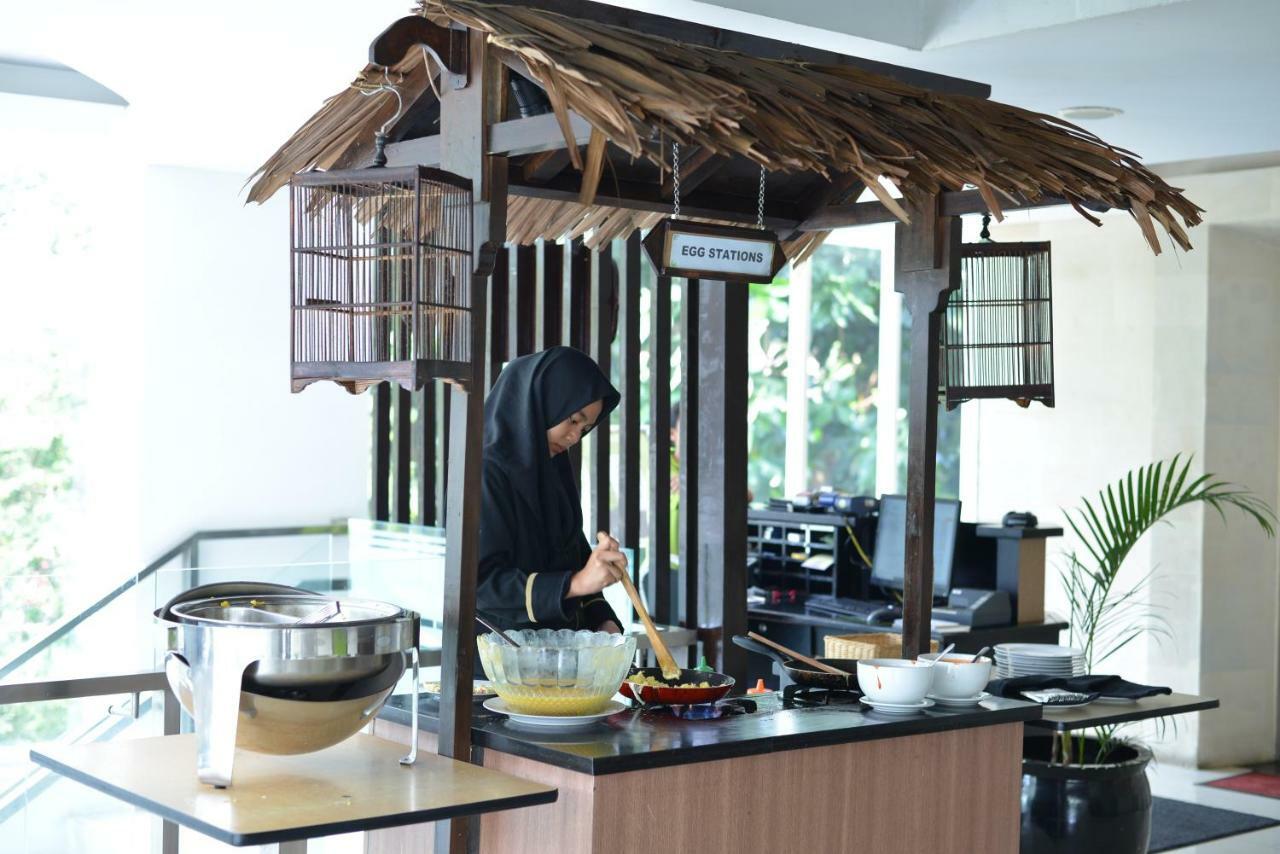 Whiz Prime Hotel Pajajaran Bogor Ngoại thất bức ảnh
