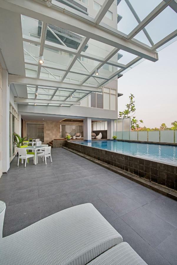 Whiz Prime Hotel Pajajaran Bogor Ngoại thất bức ảnh